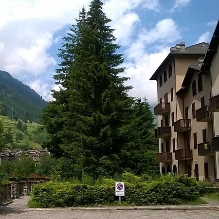 ポンテ・ディ・レーニョ Tettuccio Montesoleアパートホテル エクステリア 写真